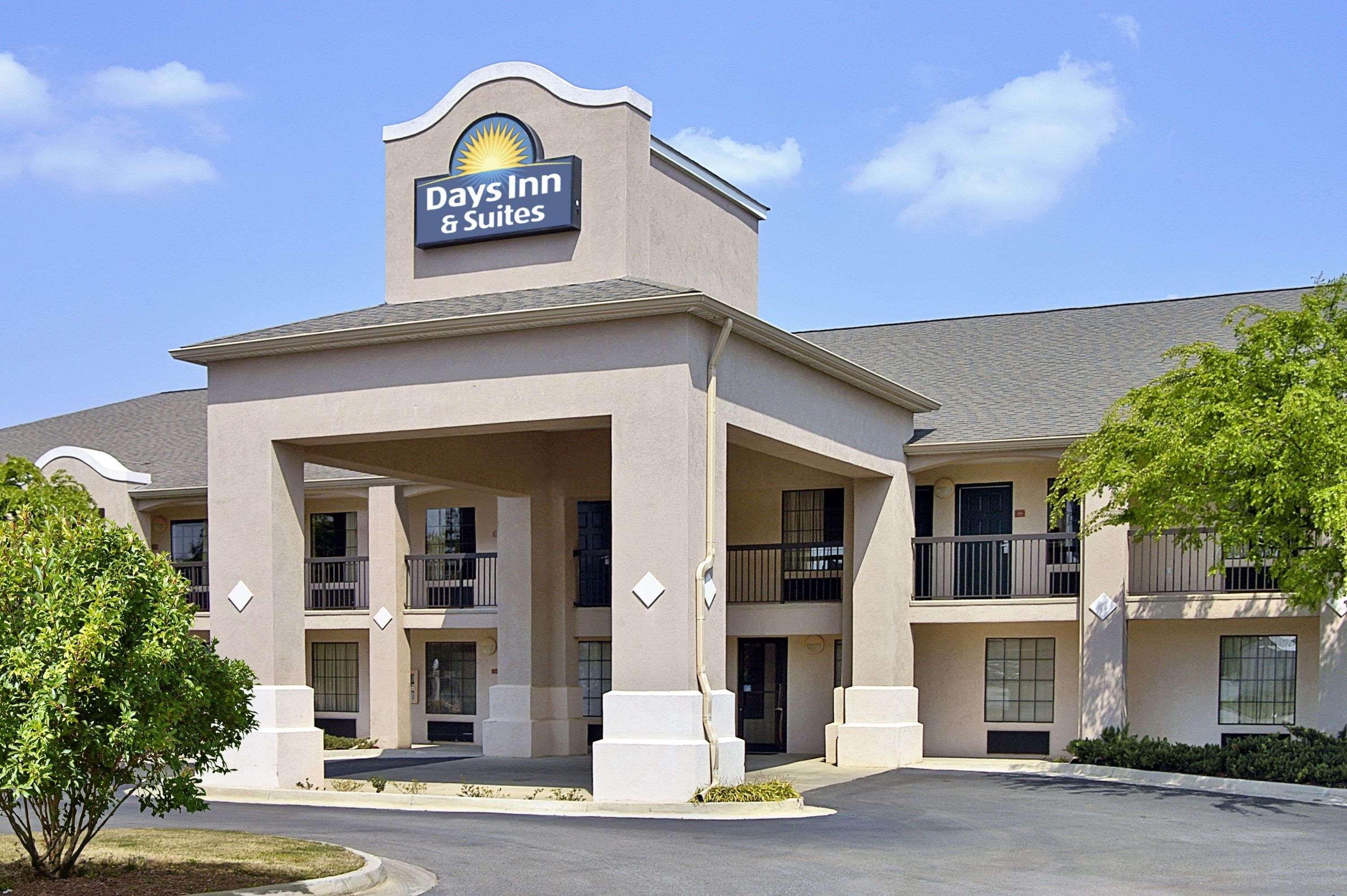Days Inn & Suites By Wyndham Fort Valley Exterior foto